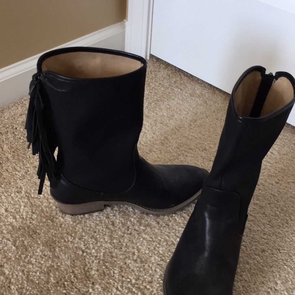 Mid calf boots